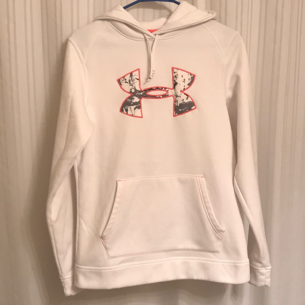Semi-fitted Under Armour Logo Hoodie